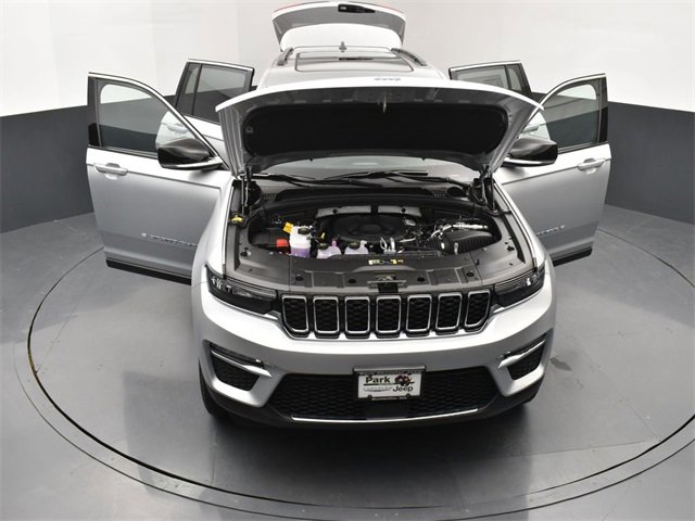 New 2025 Jeep Grand Cherokee Limited 4xe image 25