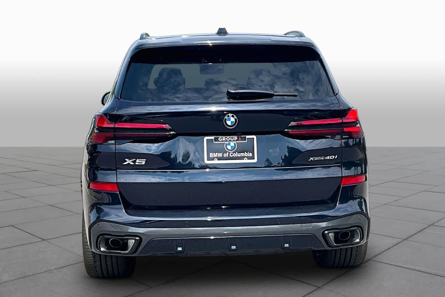New 2026 BMW X5 xDrive40i w/ M Sport Package AWD/4WD image 4