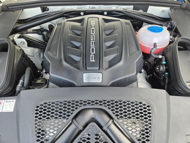 Used 2015 Porsche Macan S AWD/4WD image 21