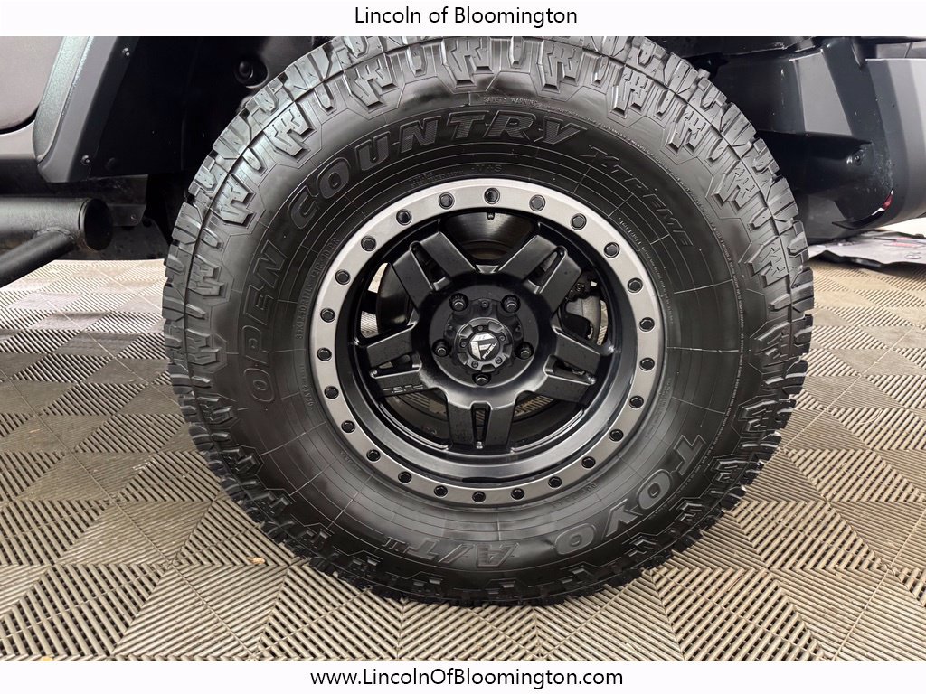 Used 2019 Jeep Wrangler Unlimited Rubicon AWD/4WD image 25