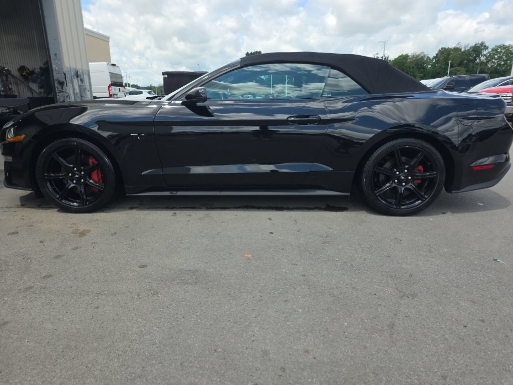 Used 2020 Ford Mustang GT Premium w/ Equipment Group 401A RWD image 8