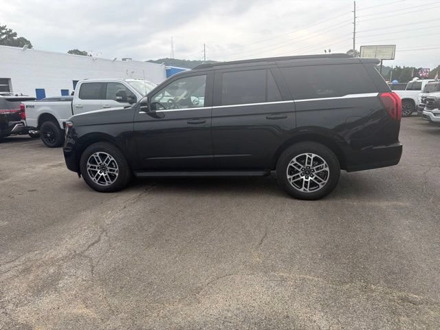 Used 2025 Ford Expedition Active AWD/4WD image 16