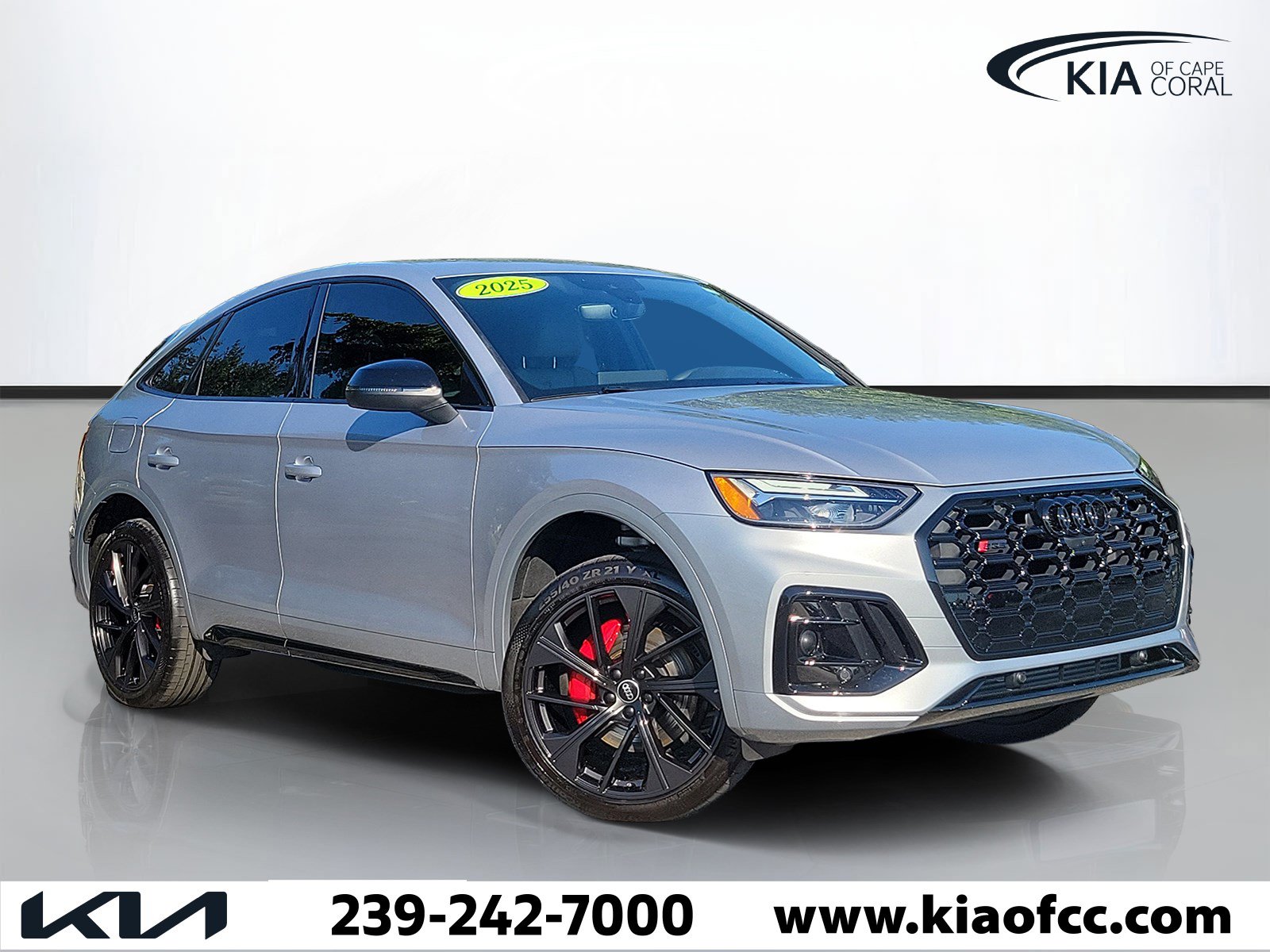 Used 2025 Audi SQ5 Premium Plus w/ Premium Plus Package AWD/4WD video 1