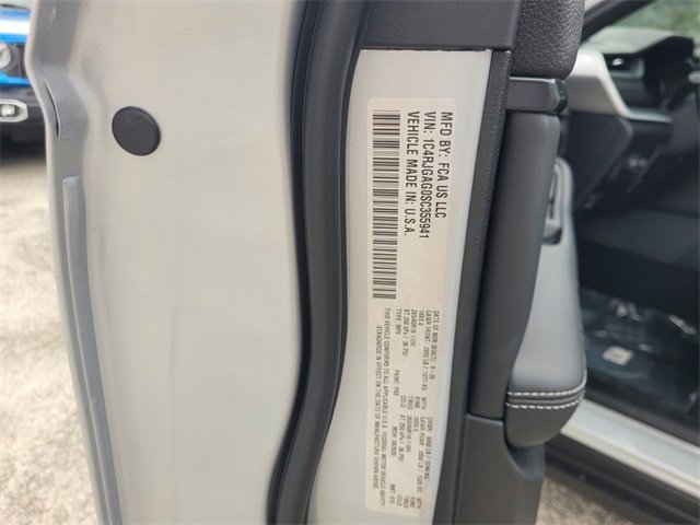 New 2025 Jeep Grand Cherokee Altitude image 20