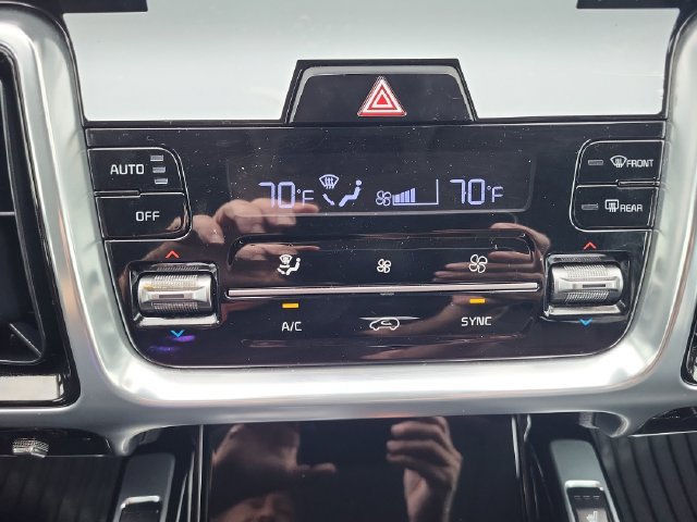 Used 2021 Kia Sorento SX AWD/4WD image 23