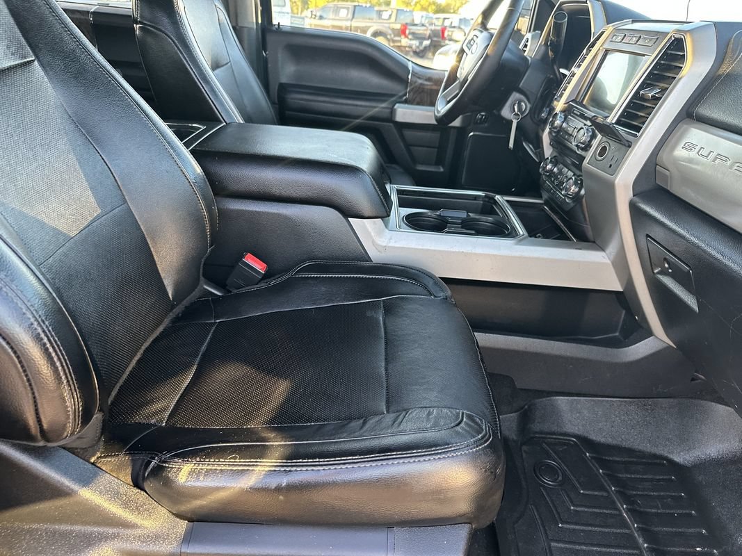 Used 2018 Ford F250 Lariat w/ Lariat Value Package AWD/4WD image 14