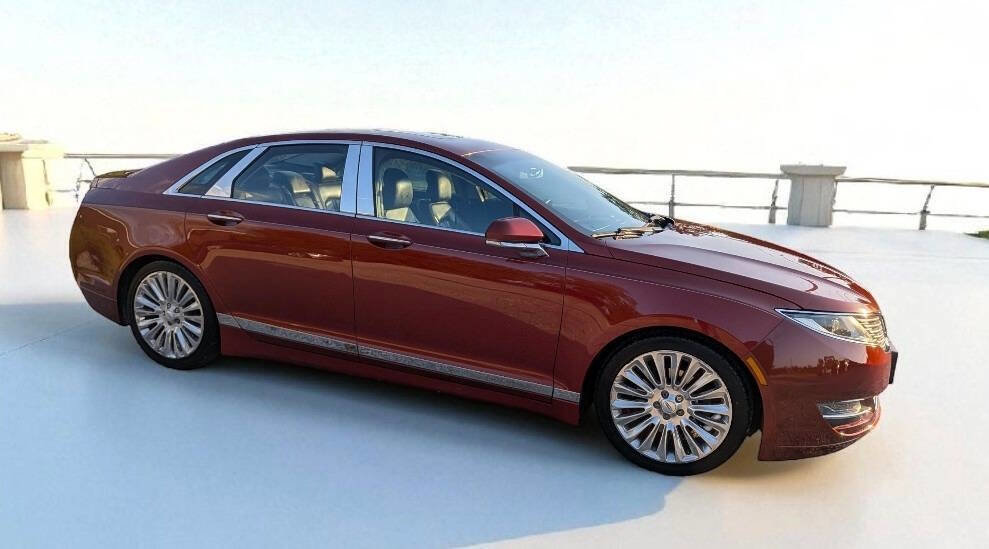 Used 2014 Lincoln MKZ w/ Equipment Group 101A Select image 5