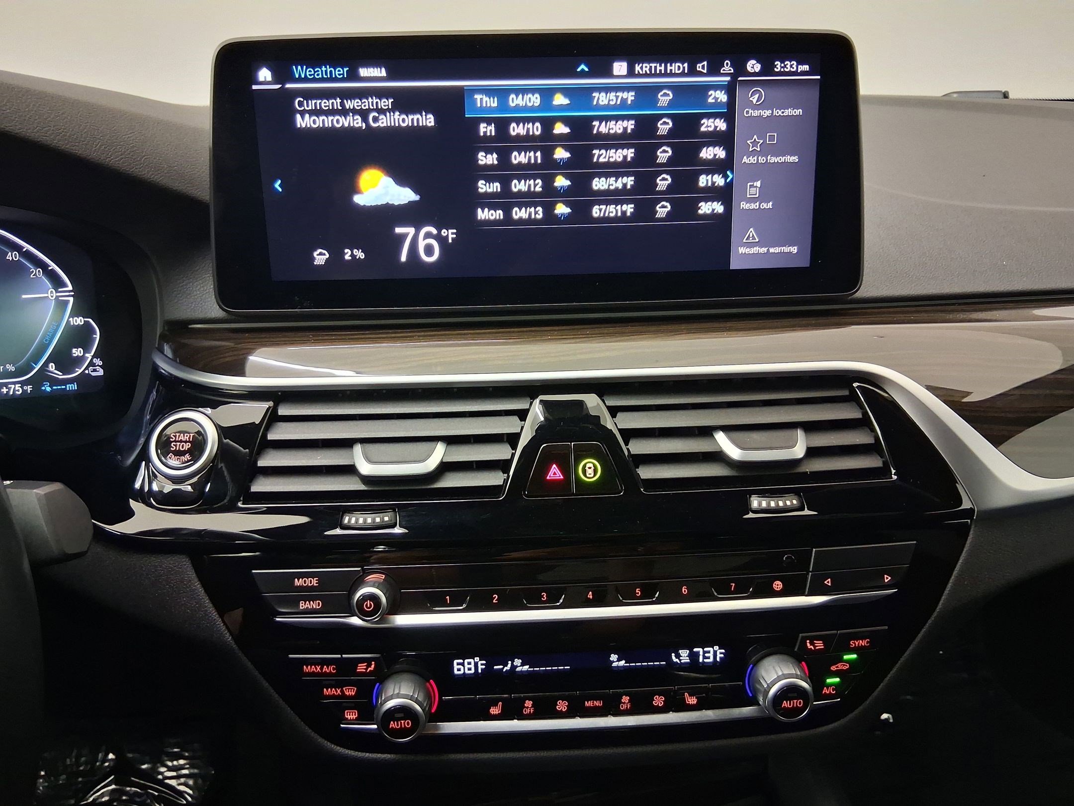 Certified 2023 BMW 530e w/ Convenience Package image 27