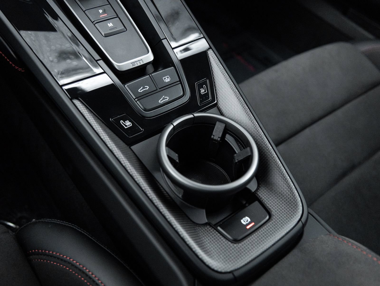 Certified 2025 Porsche 911 Carrera GTS RWD image 30