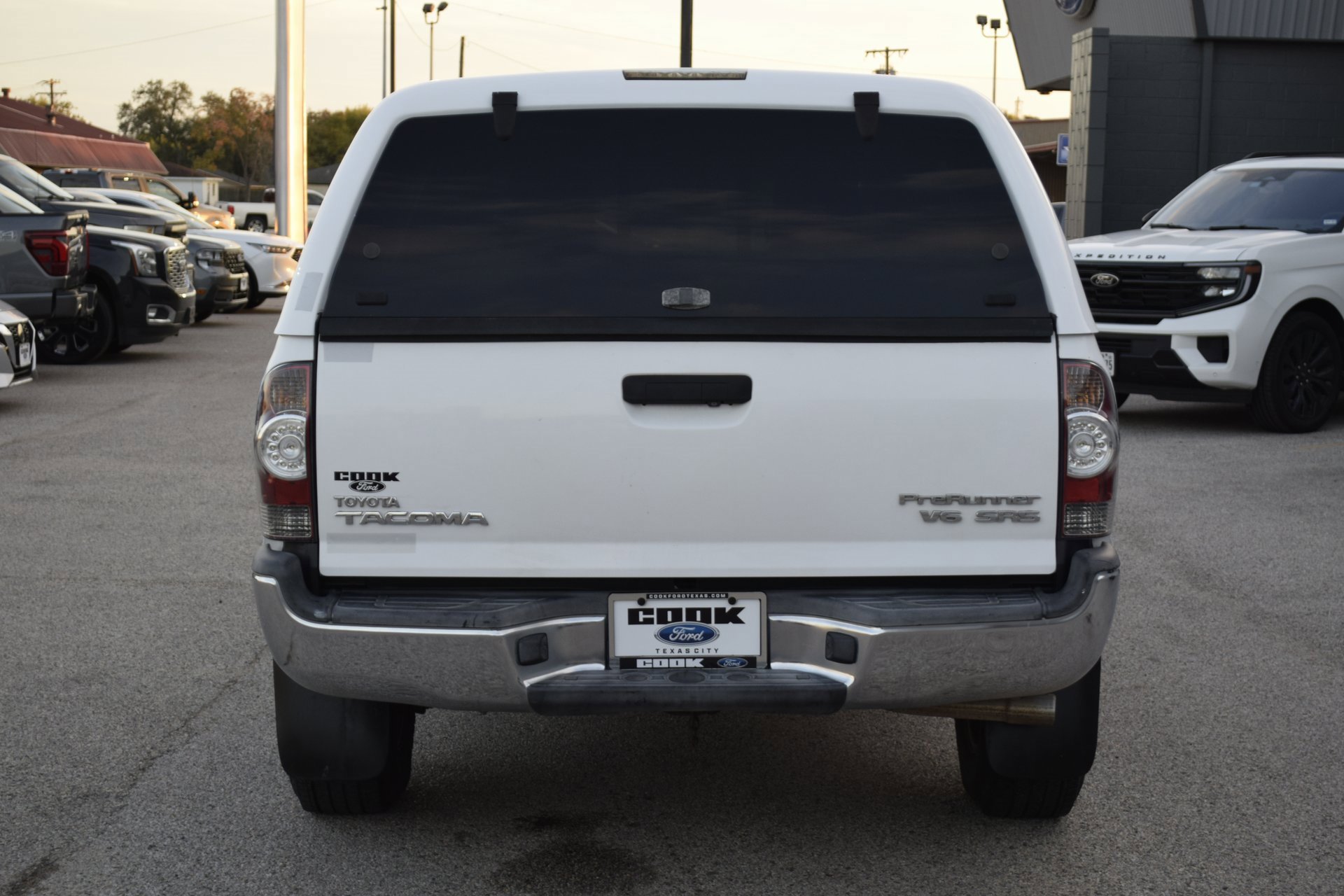 Used 2013 Toyota Tacoma PreRunner image 9