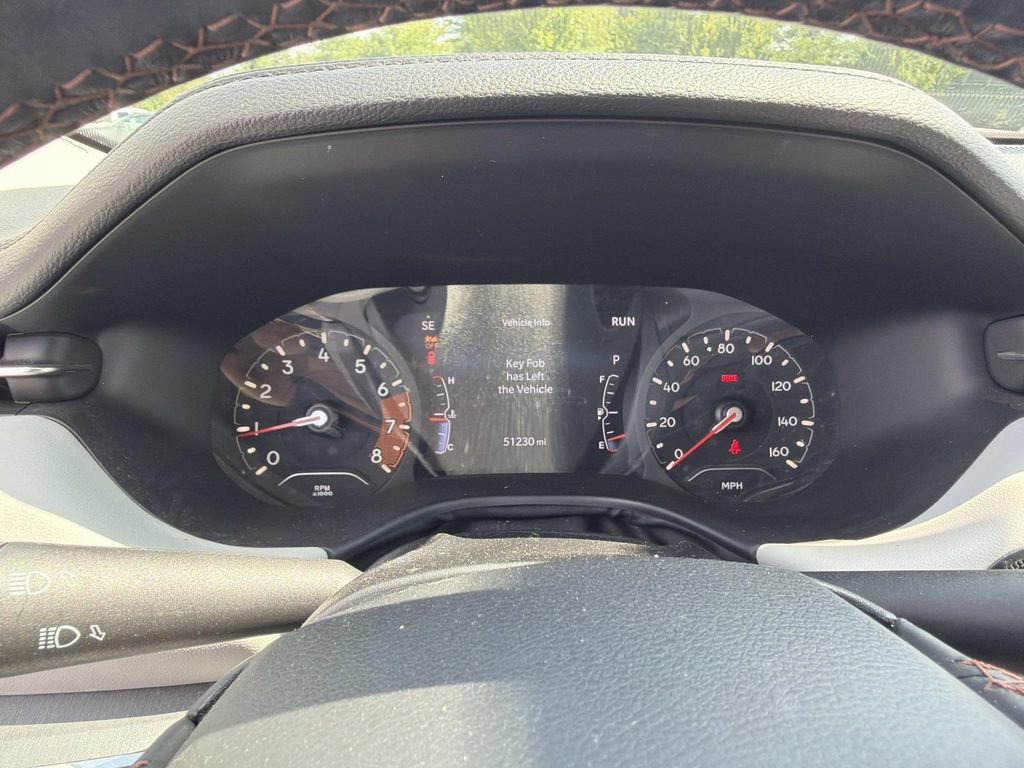 Used 2022 Jeep Compass Limited w/ Sun and Sound Group AWD/4WD image 12