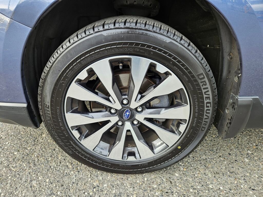 Used 2016 Subaru Outback 2.5i Limited image 16