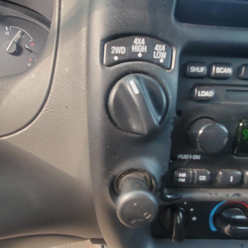 Used 2003 Ford Ranger FX4 image 21