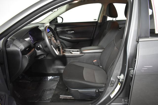 Used 2023 Nissan Sentra SV image 11