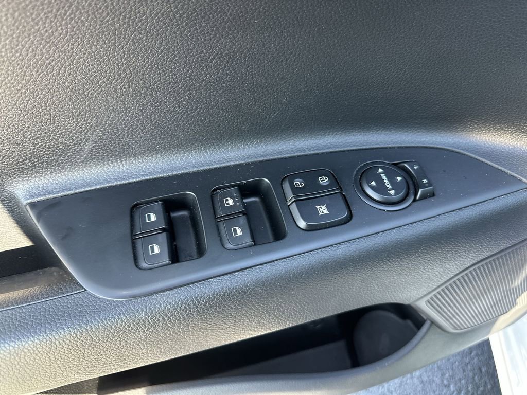 Used 2023 Kia Rio LX FWD image 13