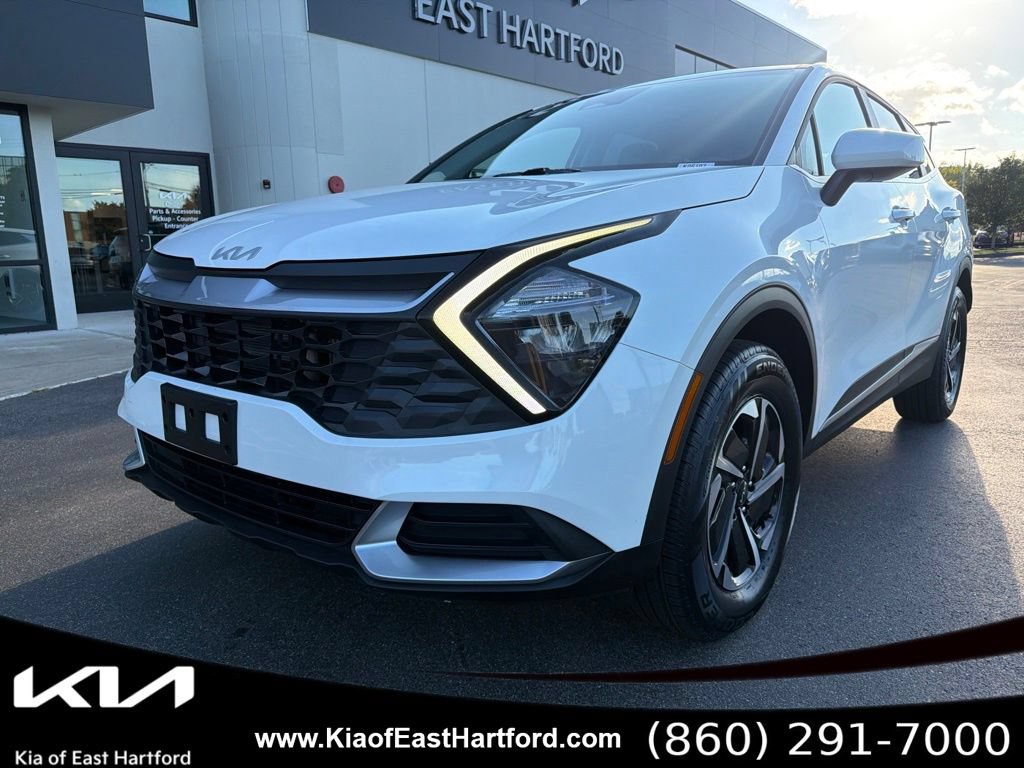 Certified 2023 Kia Sportage LX AWD/4WD image 3