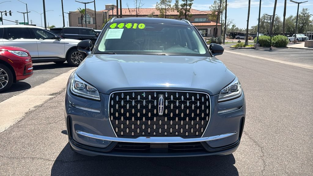Used 2024 Lincoln Corsair Grand Touring AWD/4WD image 2