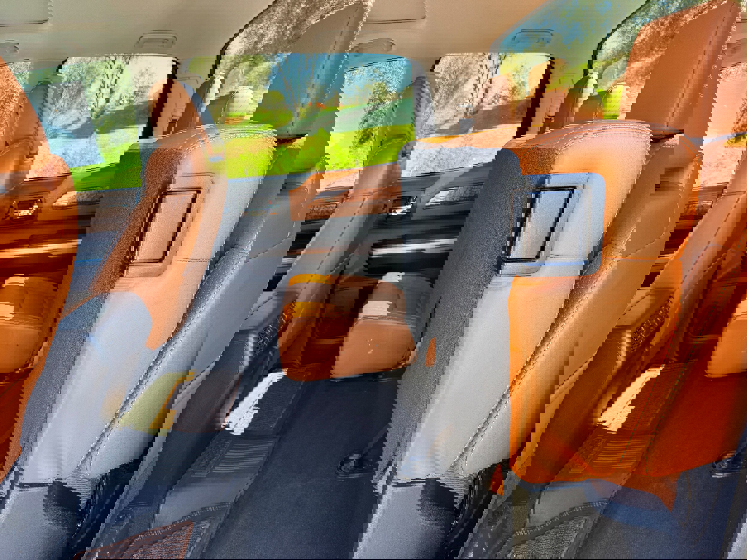 Used 2016 Toyota Tundra 1794 Edition image 12