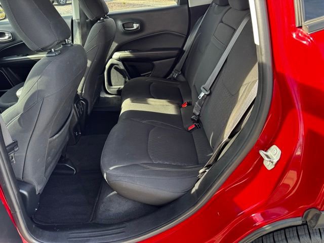 Used 2018 Jeep Compass Sport AWD/4WD image 11