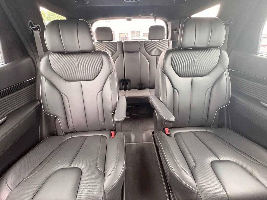 Used 2025 Hyundai Palisade Calligraphy AWD/4WD image 30
