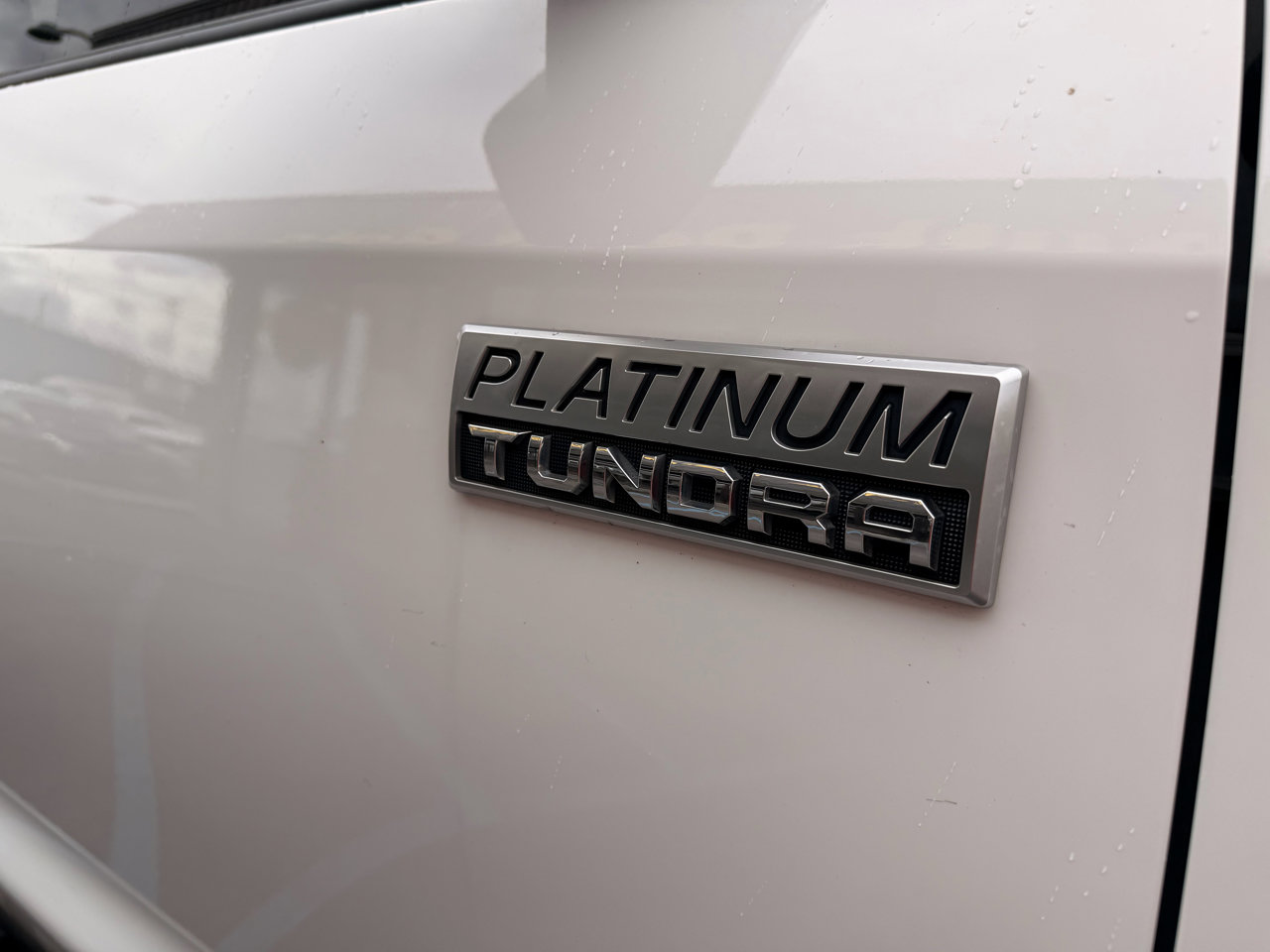 Used 2014 Toyota Tundra Platinum image 11