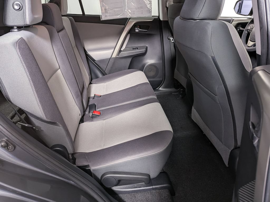 Used 2014 Toyota RAV4 XLE AWD/4WD image 39
