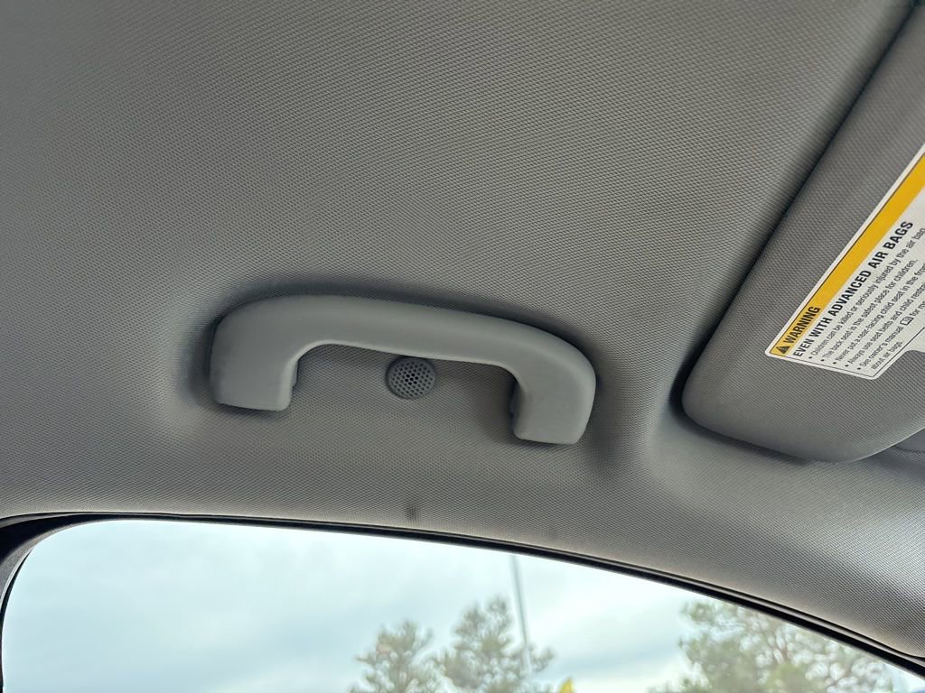 Used 2021 Chevrolet Equinox Premier image 39