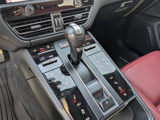 Used 2023 Porsche Macan GTS image 11