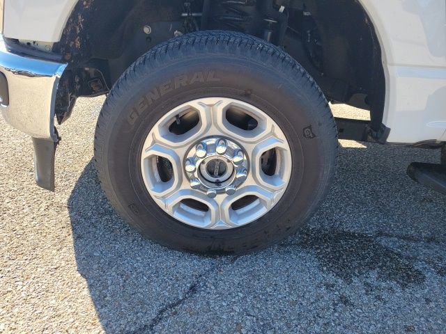 Used 2024 Ford F250 XLT image 30