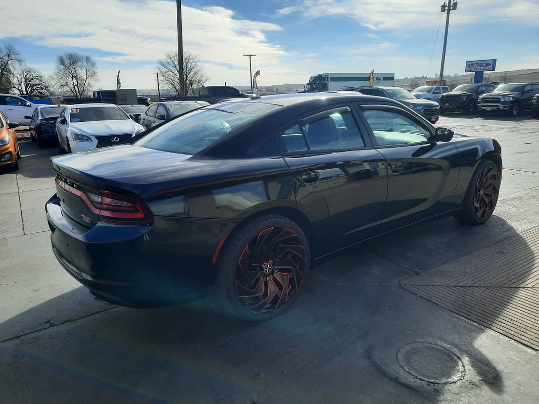 Used 2019 Dodge Charger Police RWD image 4