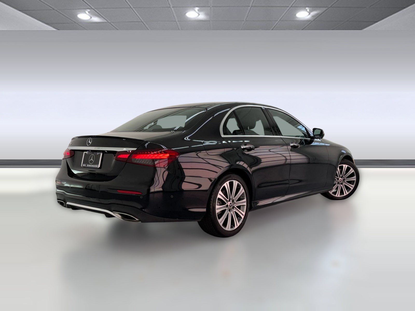 Used 2023 Mercedes-Benz E 350 Sedan image 8