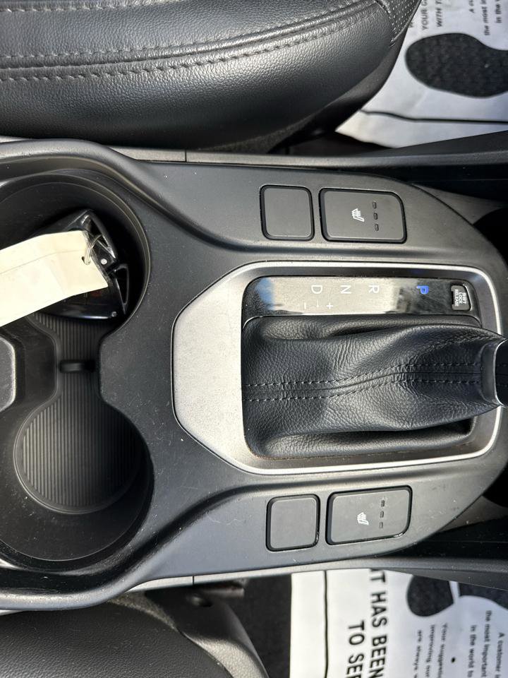 Used 2017 Hyundai Santa Fe Sport 2.0T image 38