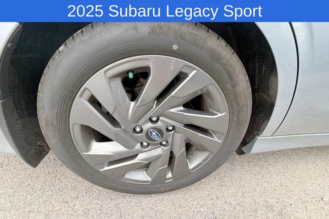 Used 2025 Subaru Legacy Premium w/ Popular Package #2 AWD/4WD image 17