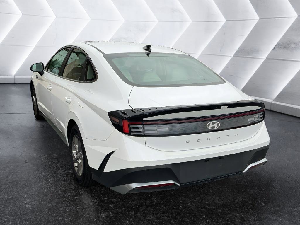 Certified 2025 Hyundai Sonata SE image 7