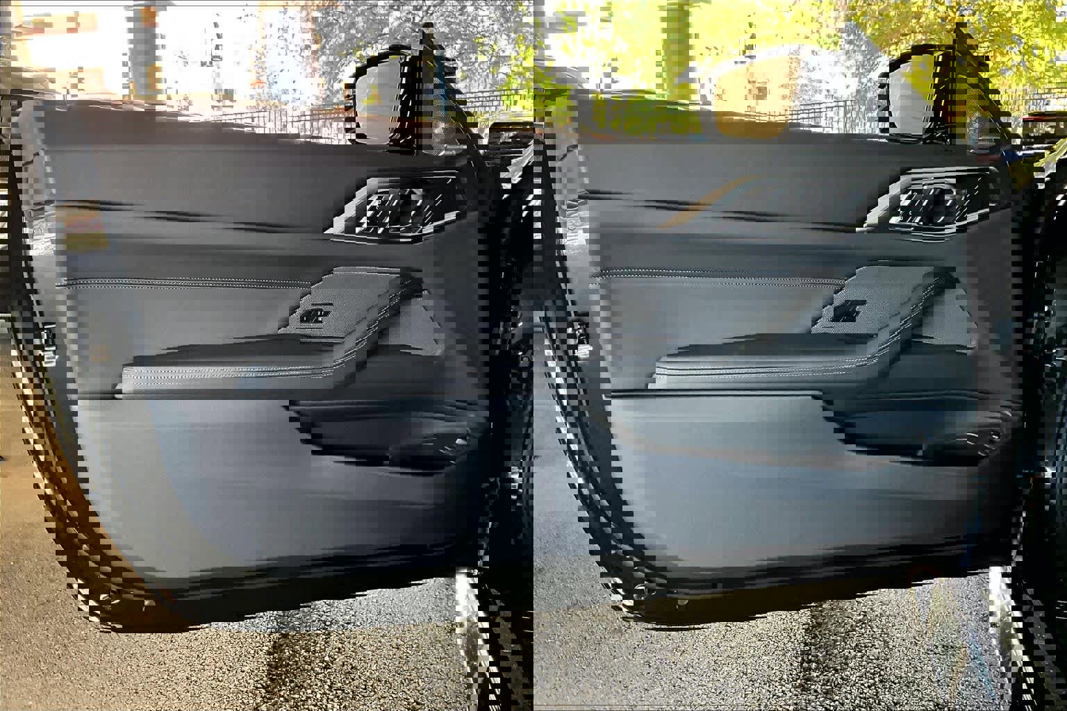 Used 2025 BMW M4 Competition image 21