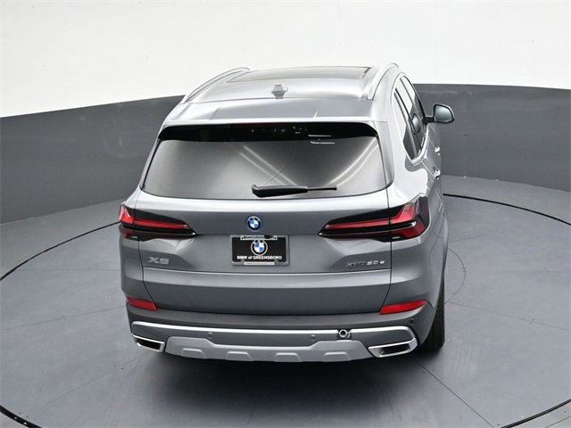 New 2026 BMW X5 xDrive50e w/ Climate Comfort Package image 20