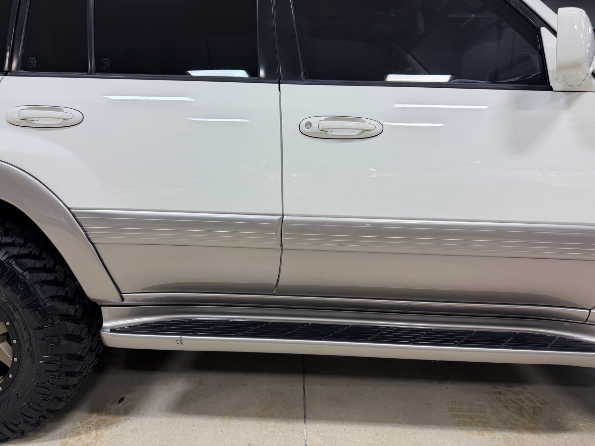 Used 2004 Toyota Land Cruiser image 17