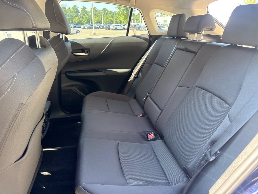 Used 2024 Toyota Venza LE AWD/4WD image 32