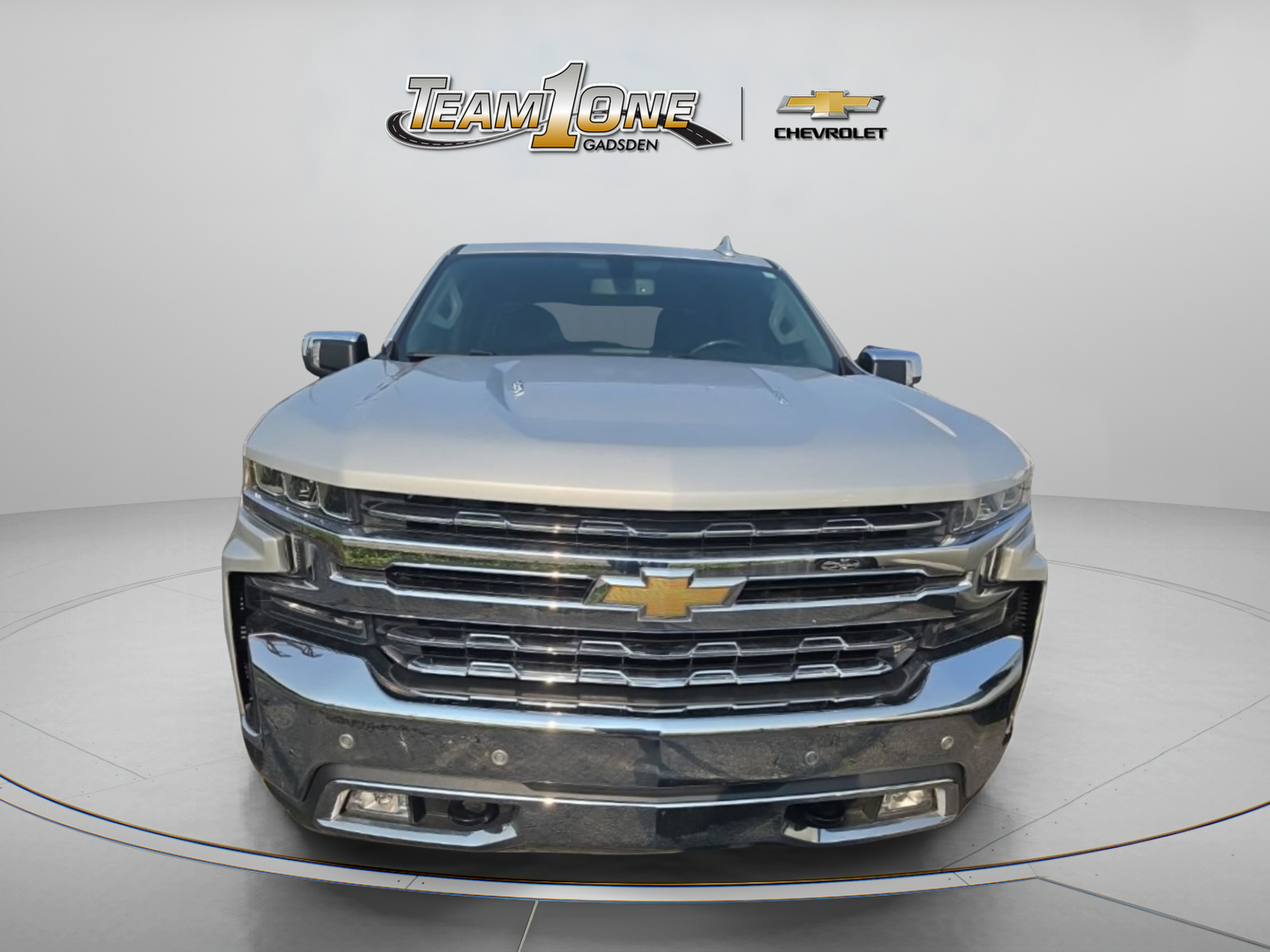 Used 2019 Chevrolet Silverado 1500 LTZ w/ LTZ Plus Package AWD/4WD image 2