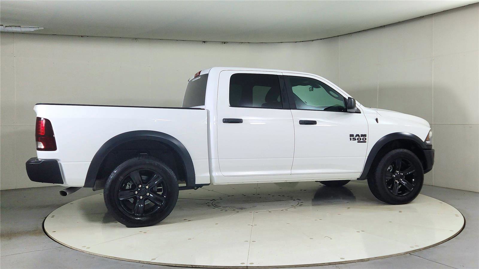 Used 2024 RAM 1500 Classic Warlock image 7