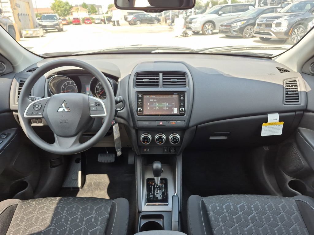 Used 2025 Mitsubishi Outlander Sport ES AWD/4WD image 22