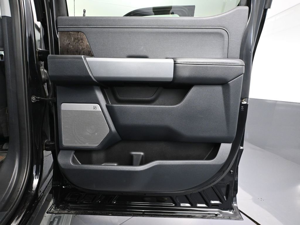 Used 2024 Ford F250 Lariat w/ Black Appearance Package image 42