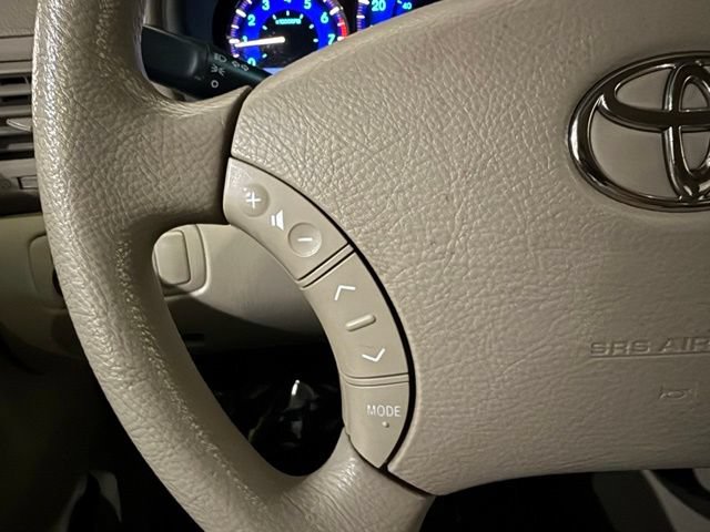 Used 2010 Toyota Sienna LE FWD image 13