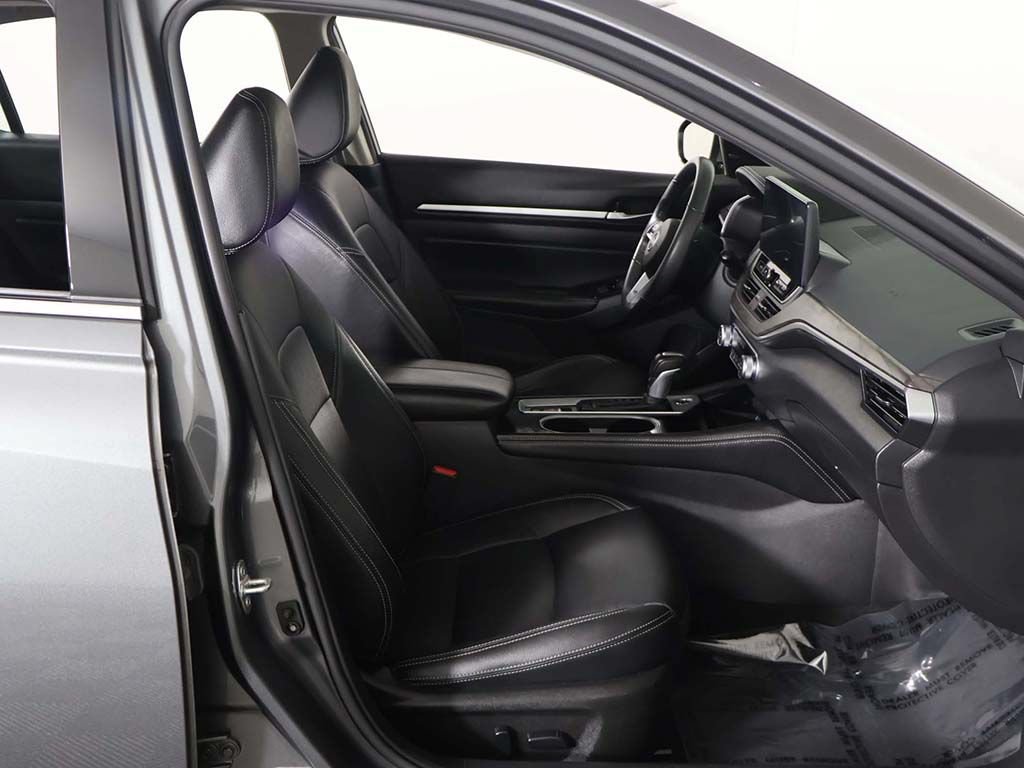 Used 2024 Nissan Altima 2.5 SL AWD/4WD image 27