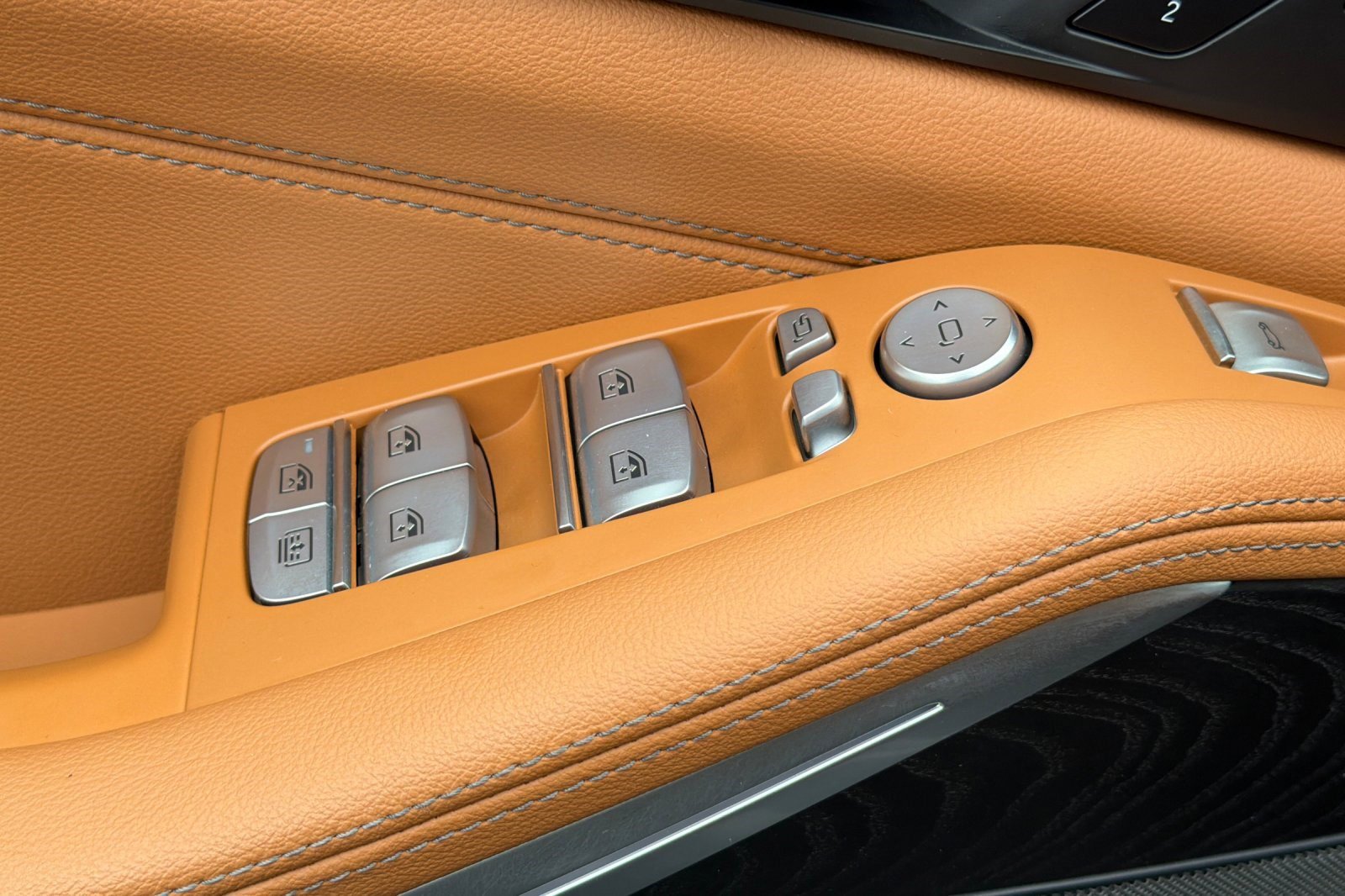 Certified 2022 BMW X7 xDrive40i w/ M Sport Package image 13