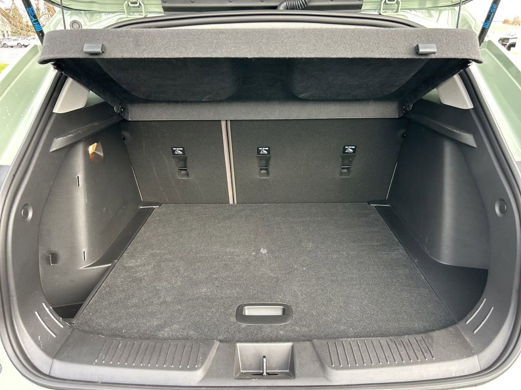 Used 2025 Chevrolet Trax ACTIV w/ Driver Confidence Package image 30