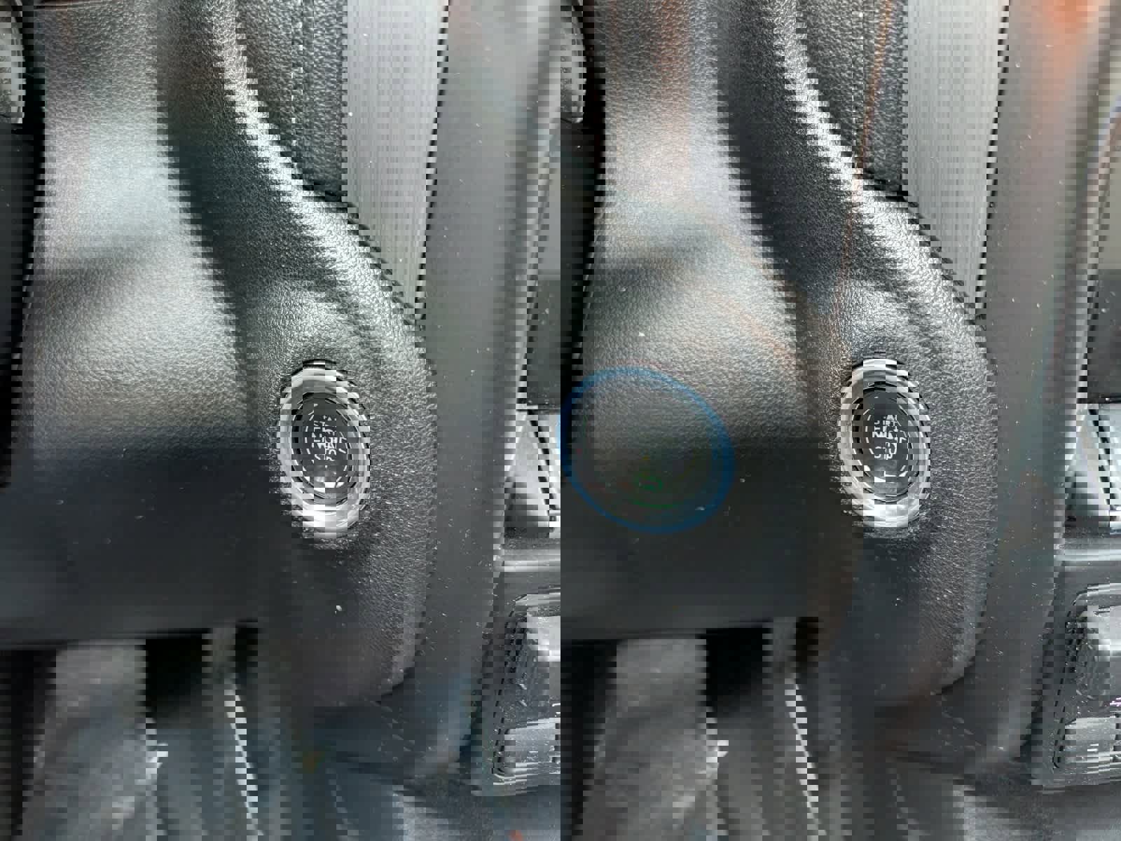 Used 2020 GMC Sierra 3500 Denali w/ Denali Ultimate Package image 28