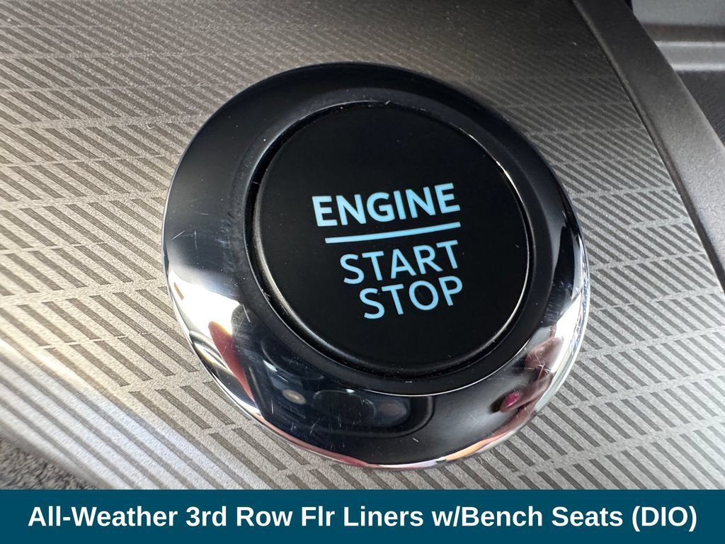 Used 2024 Ford Explorer XLT w/ Equipment Group 202A AWD/4WD image 17