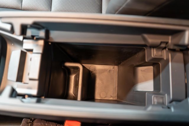 Used 2025 Nissan Rogue SV w/ SV Premium Package image 35