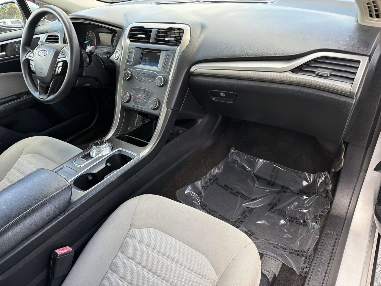 Used 2019 Ford Fusion S FWD image 11